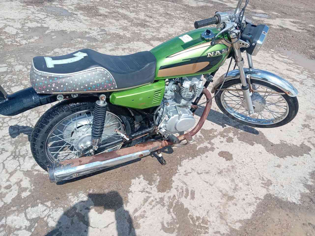 سلام عليكم دراجه تعميره 25 متوازي عله بيعته اوراق سكنرا ومكفول مامفتوح برغي منه الشراي يتصل *********** لو يجي خاص مكاني دوانيه حي الامين
