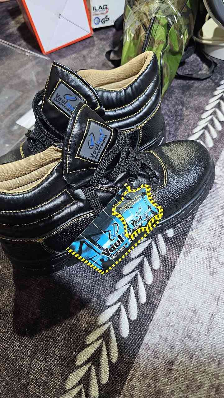 سلام عليكم غراض جدد شلعه للبيع 
***********
