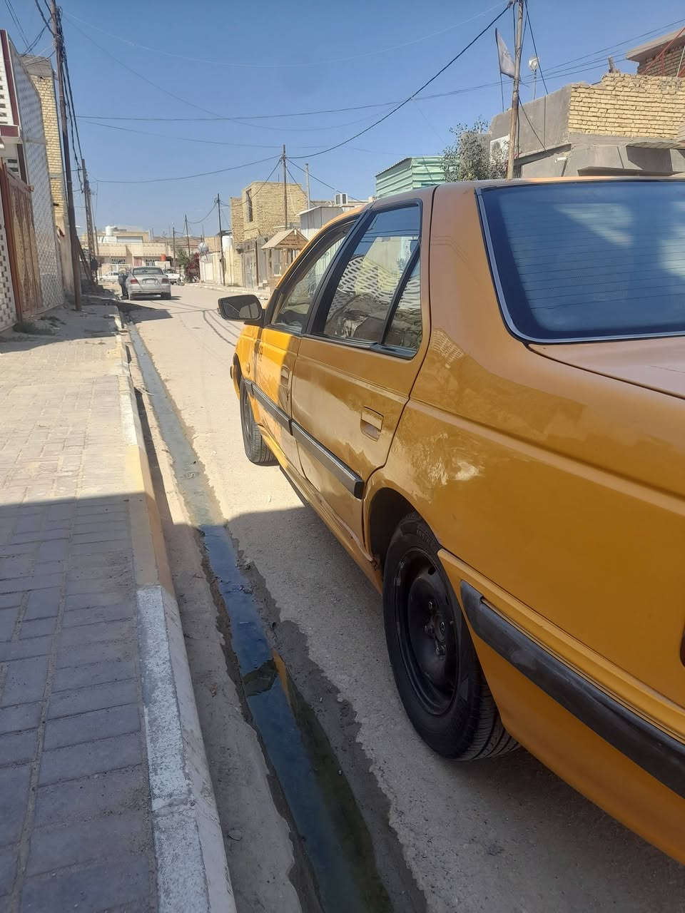 بيجو بارس موديل ١٨ ب ٤٥ البنيد طاير عل قماره بس موكلش وبيهه تبديل باب الخلفي الأيسر 
كير محرك شرط تخم تاير جديد حداديه جديده مكان السماوه رقم ذي قار


**إذا كنت صاحب هذا الإعلان وتريد حذفه لأي سبب، رجاءا أرسل رسالة إلى الدعم الفني**