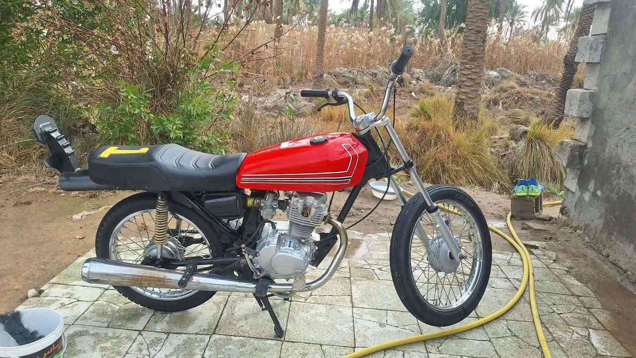 سلام عليكم
اربعه كير للبيع موديل 22 محرك نامه مفتوح بستم ولفات فقط دراجه تعمير جديد 
السعر 400 مكاني غماس 
مكلف بنشر اخوان 
*********** رقم صاحبه
