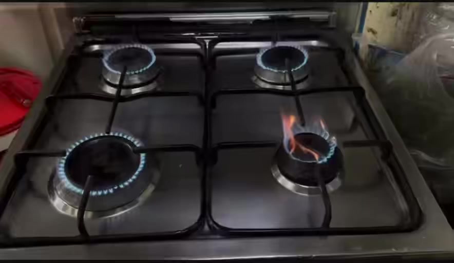 السلام عليكم طباخ للبيع مثل مــا واضــح بالصوره بــ ٥٠ الف مكاني بغداد


**إذا كنت صاحب هذا الإعلان وتريد حذفه لأي سبب، رجاءا أرسل رسالة إلى الدعم الفني**