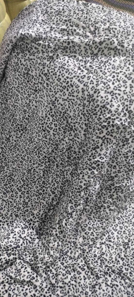 سلام عليكم عندي الحف بلات البيع اسعار مناسبه يوجد توصيل هاتف ***********
