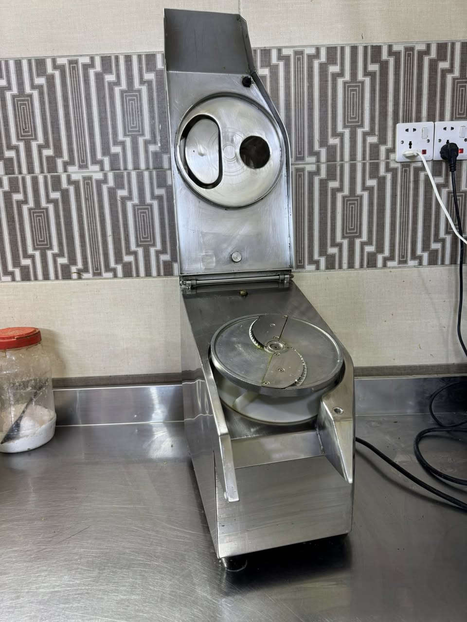 السلام عليكم قطاعه خضار 🥒 جديده 
للبيع التواصل على الرقم التالي


**إذا كنت صاحب هذا الإعلان وتريد حذفه لأي سبب، رجاءا أرسل رسالة إلى الدعم الفني**