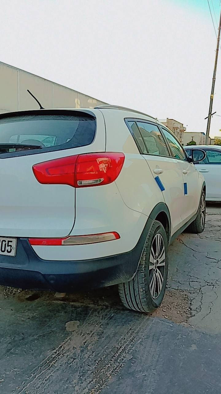 سبورتج 2016
رقم أربيل
فورويل
فول ماعدا البانوراما
كلشي مكفول
الضرر قطعتين والسونار موجود
للاستفسار *********** واتساب
