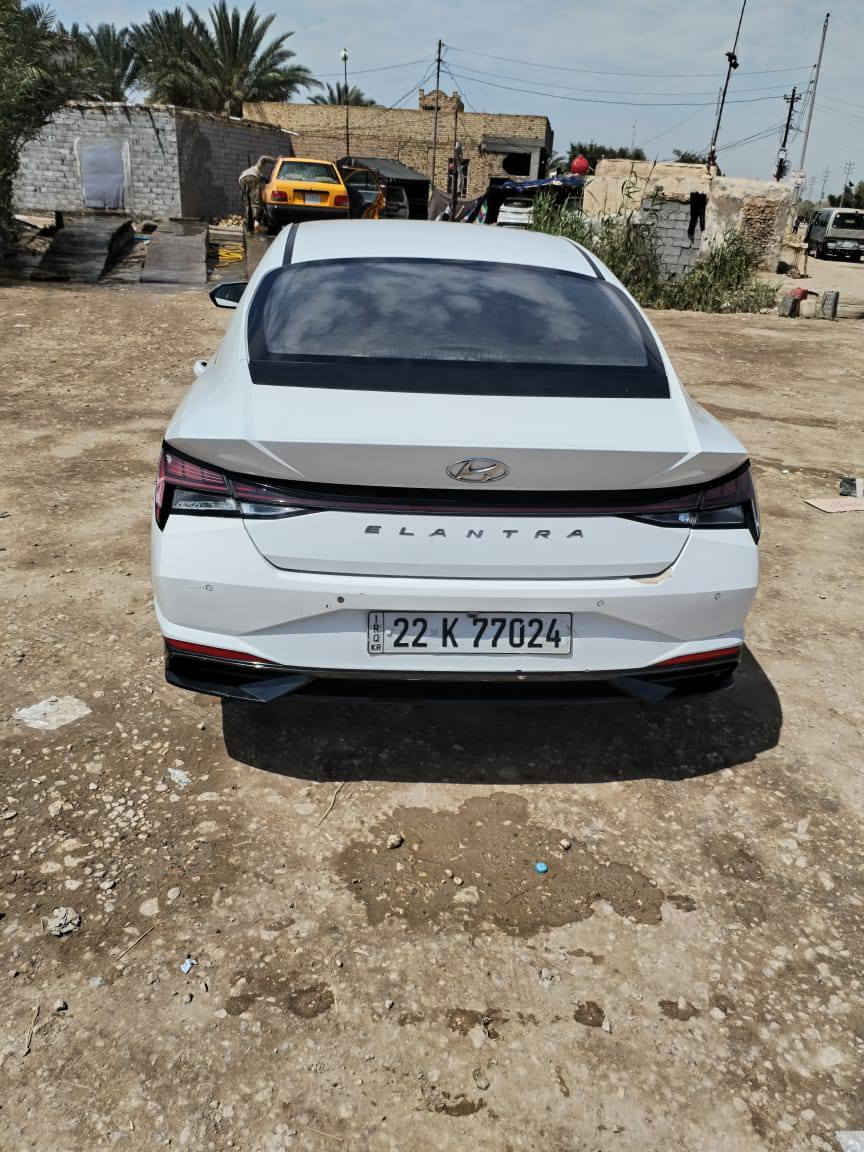 السلام عليكم للبيع أو مراوس هواندي النترا موديل 2021 وارد كوري بنزين  رقم أربيل دولي تريد وكاله تريد تحويل فول موصفات عدا الفتحه محرك1600 بصمه حساسات رادار جاملق امامي تبديل فقط مكانه الديوانيه للأستفسار أكثر***********
