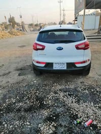 سبورتج 2014 خليجي مكفوله جديده بيها ربع باب صبغ اثر دحجه  محرك2000 دوش...