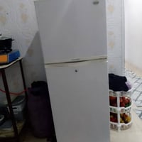 ثلاجة • نظيفة • شغالة