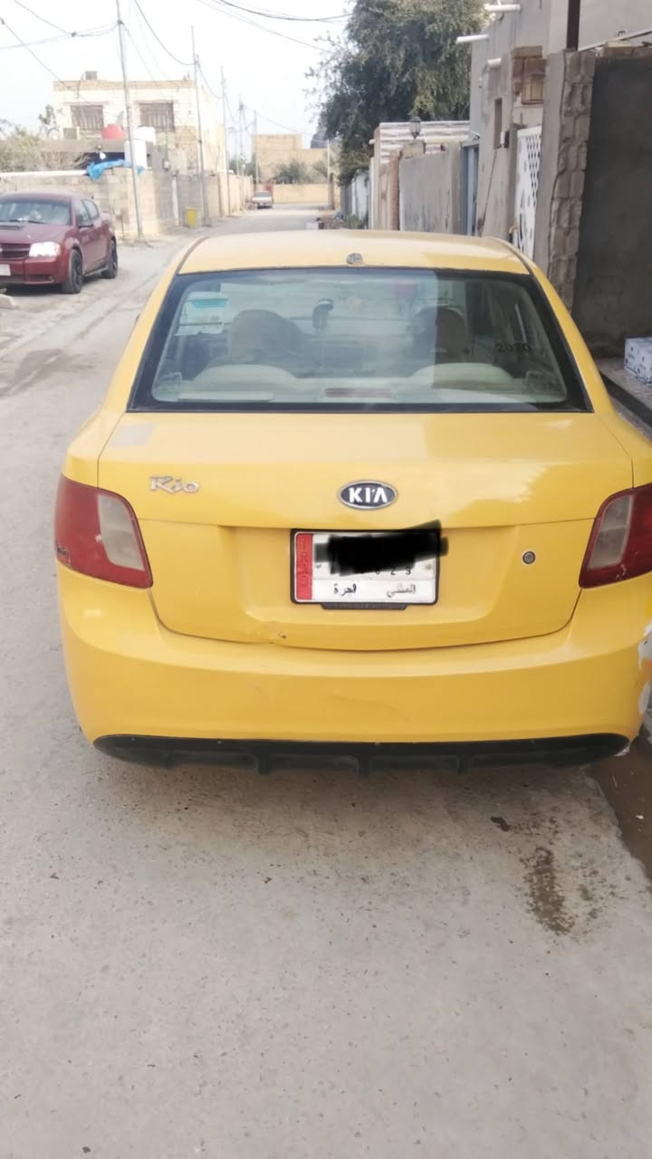 السلام عليكم

كيا ريو موديل 12 وارد خليجي محرك 1600 رقم مثنى 
السيارة مكفولة من الدعامية الدعامية
تخم تأير جديد باتري جديد عبوة فيتبم جديدة مري إشارة جديد دبلات جديد السيارة جاهزة كبل للشارع
خط وبحث جديد سنوية لغايت 2028 هيأة وغرامة علية من تاريخ البيع 
مكان السيارة الدوانية
رقم الهاتف***********
السعر 80 وبيهة مجال بس
