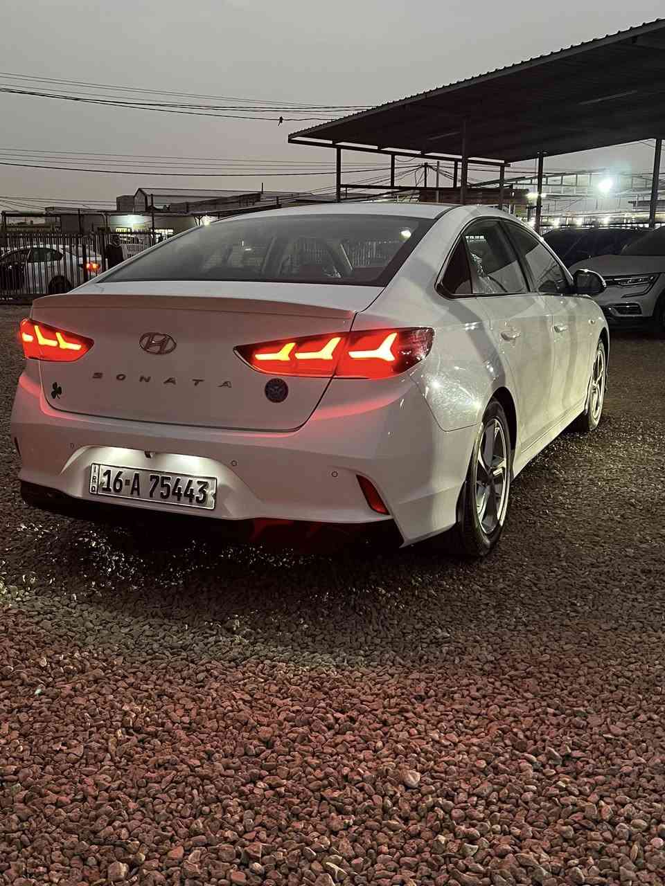 السلام عليكم شباب
سونتا 2023 اصل غاز اصل 

كفاله عامه من كلشي حتى الدعاميات كفاله وضع شركه 

موصفات 

حساس خلفي اصل 

مري شفط واشاره بيهه وكلوب ترحيب 

كشن جلد تدفء تبريد 

شاشه اندرويد 

ويل 17 

قطعتين تبريد 

تبريد بيانو 

لايت زنون عالي ناصي اصلي 

سياره سبيره شركه منازل وتخم تاير جديد بيهه حداديه مال زيرو مكينه وضع شركه رقم قادسيه جديد وهزه جديده سياره ماشيه 85 الف حقيقي السعر 188 مكان سياره ديوانيه رقمي ***********
