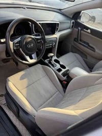 للبيع  كيا سبورتج 2020خليجي  فول مواصفات معروفه حته بنراما  مكفوله كفا...