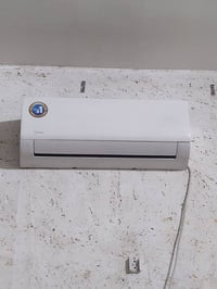 سبلت للبيع ميديم 1 طن 350 سعره شراي يدخل لي على هذا الرقم 07780038028 ...