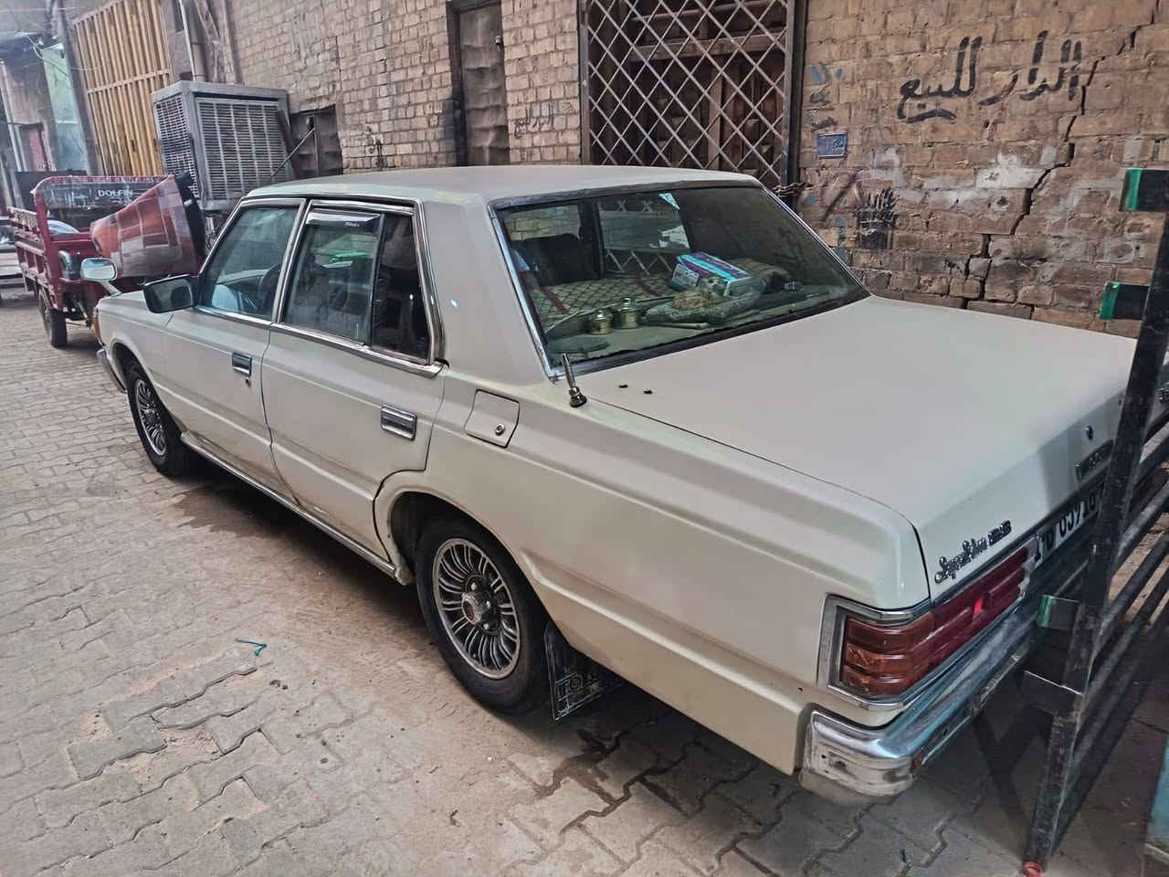 السلام عليكم سياره للبيع سوبر٨٢ معمره على اخر حبايه مكينه بطه رقم بغداد جديد شرط التحويل العنوان بغداد النهضه السعر ٤٥ اوبيهه مجال ***********
