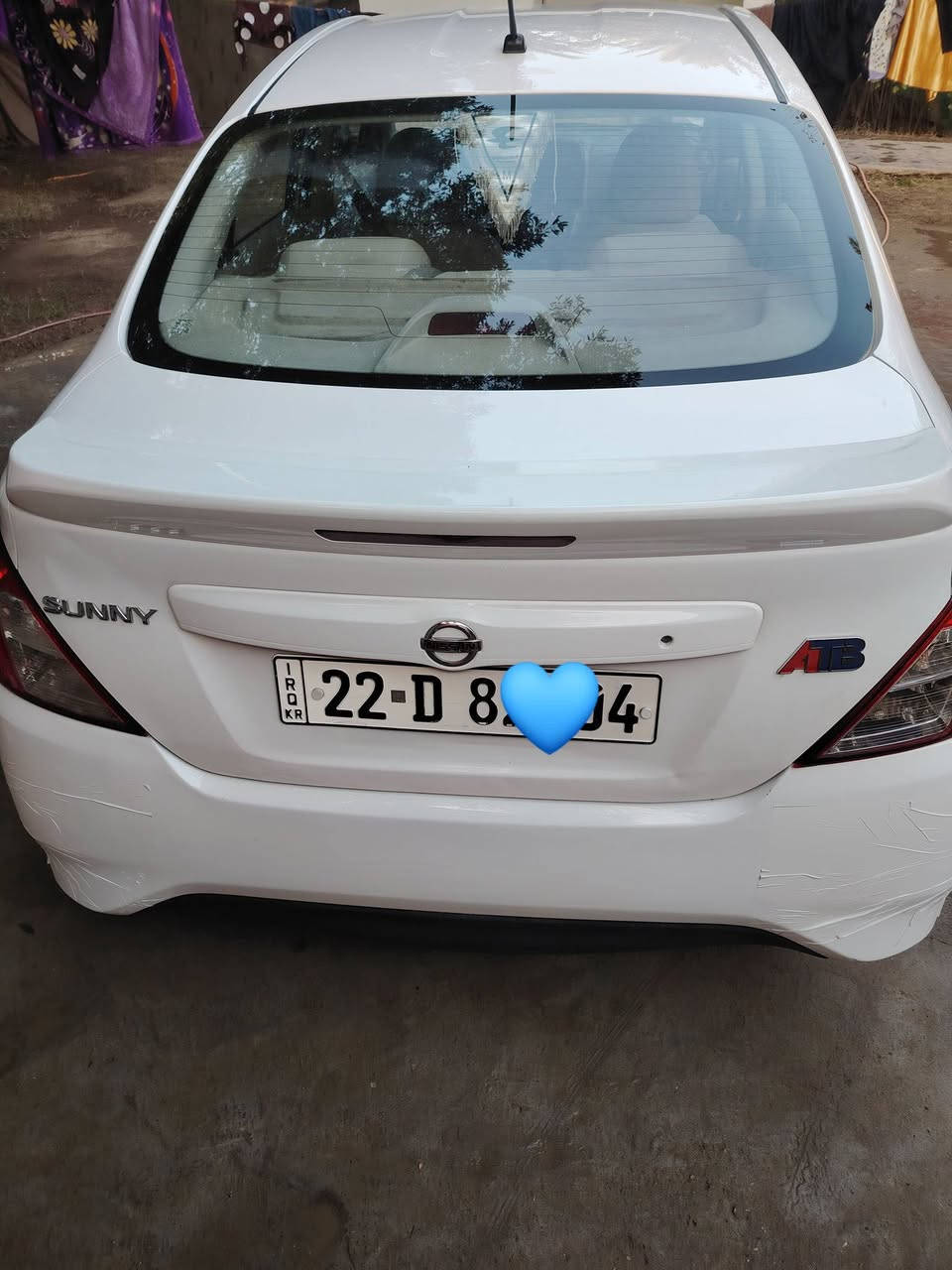 نيسان سني ٢٣   اربيل رقم جديد سنويه جديده تحويل ثاني يوم  السياره جديده بمعنى الكلمه بيهه شبر بالجاملغ الخلفي متصرف عليهه الف جاهزه بوجهك للشارع سياره مصروف عليهه مضخمات لدادات داخليه شاشه بلعافيه للي ياخذه ***********
السعر١١٨ وبيهه مجال حك الجيه
