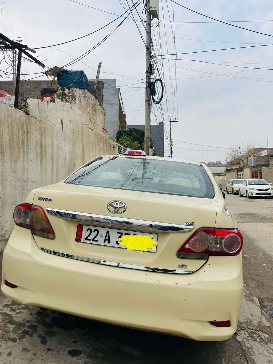 رولا تکسی 2013 بیلاد تکسی
10 پارجە
مەچینە گەورە تۆماتیك
جەمپەکی پشتی هەیە پێشی کەپسە
گێر و مەچینە بەشەرەت 
تەحویل و وەکالە بەشەرەت بەناوی خۆمانە 
*********** أربيل, العراق
