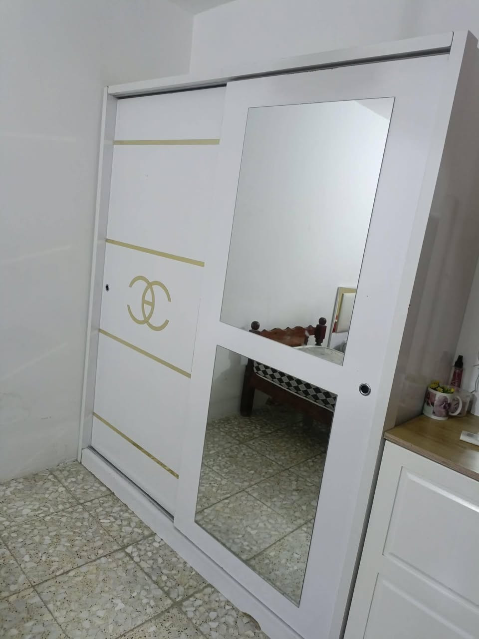 غرفه تركيه نفر نضيفه جدا مابيه اي ضرر دوشك طبي ضغط سعر 225عنوان  بغداد الجديدة النعيرية شارع المسبح


**إذا كنت صاحب هذا الإعلان وتريد حذفه لأي سبب، رجاءا أرسل رسالة إلى الدعم الفني**