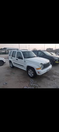 جيب ليبرتي • ٢٠٠٧ • محرك وكير شادهن
