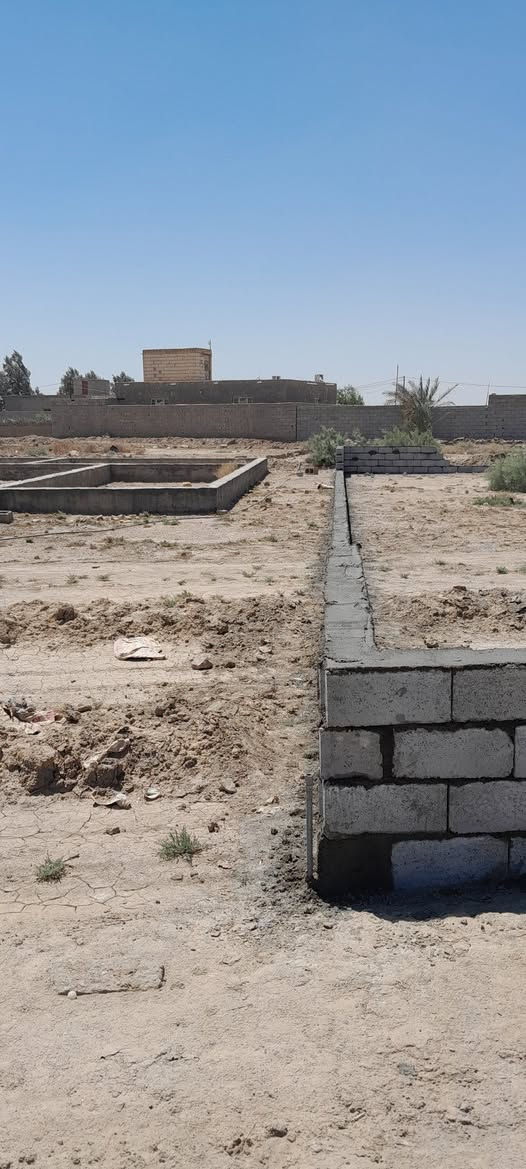 للبيع 
قطعه أرض زراعي مسيجه اربع سوف بلوك
 المساحه 570متر
حي الحكيم الثاني خلف مدرسة ائمة الهدى 
***********
