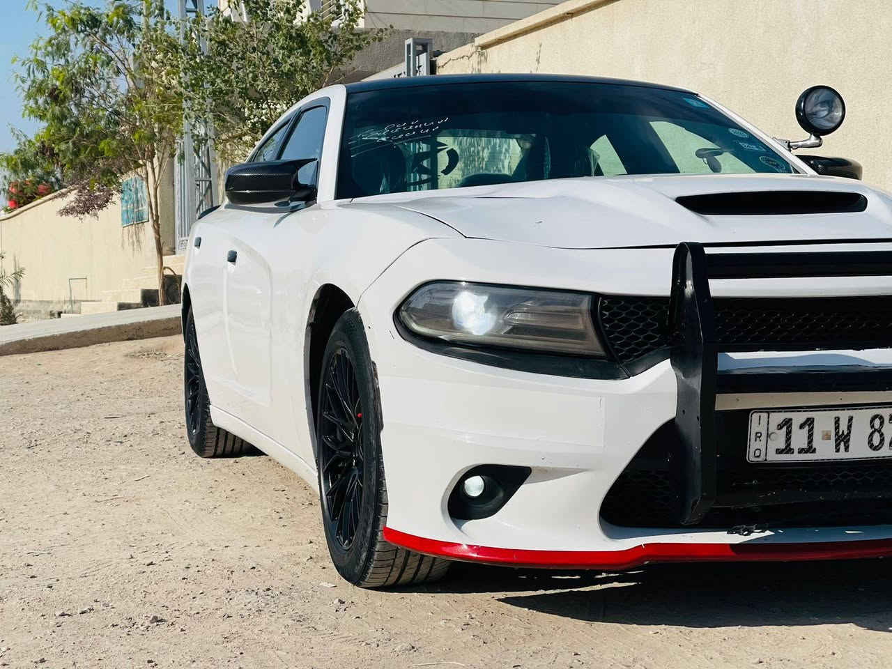 السلام عليكم جارجر 2015 اصل اصل  ( بيع او مراوس حسب القناعة) مكينة 3600 كير تعليك سيارة فيدرالية 
جاهزة السيارة بية صبغ حزام للجمالية السونار مرفق ب المنشور السعر 138 بية مجال قليل 
مكاني بصرة الزبير الشعيبة قرب مصفى النفط 
رقمي *********** 

بيع او مراوس
