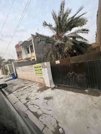 ياسر الزبيدي للعقار 🏠  قطعة أرض للبيع   المساحة. 300م.  الواجهة. 10م. ...