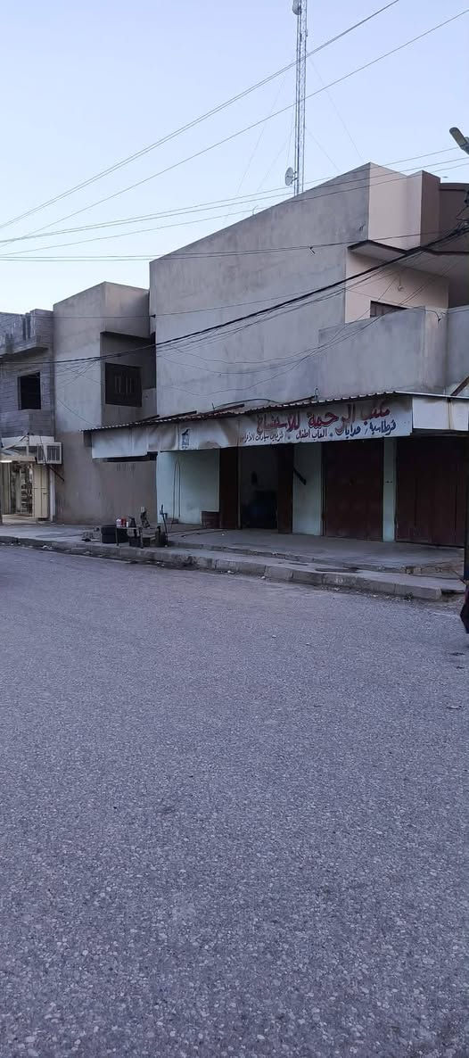 بيت للبيع 200 متر ركن ملك صرف يحتوي عل محلات ثنين موجرة يحتوي عل 8 غرف هول عدد ثنين مطبخ عدد ثنين حمامات عدد ثنين صحيات عدد ثنين  البناء 2013 العنوان تقطيع المامون مجاور صيدلية سما المامون السعر 180مليون


**إذا كنت صاحب هذا الإعلان وتريد حذفه لأي سبب، رجاءا أرسل رسالة إلى الدعم الفني**