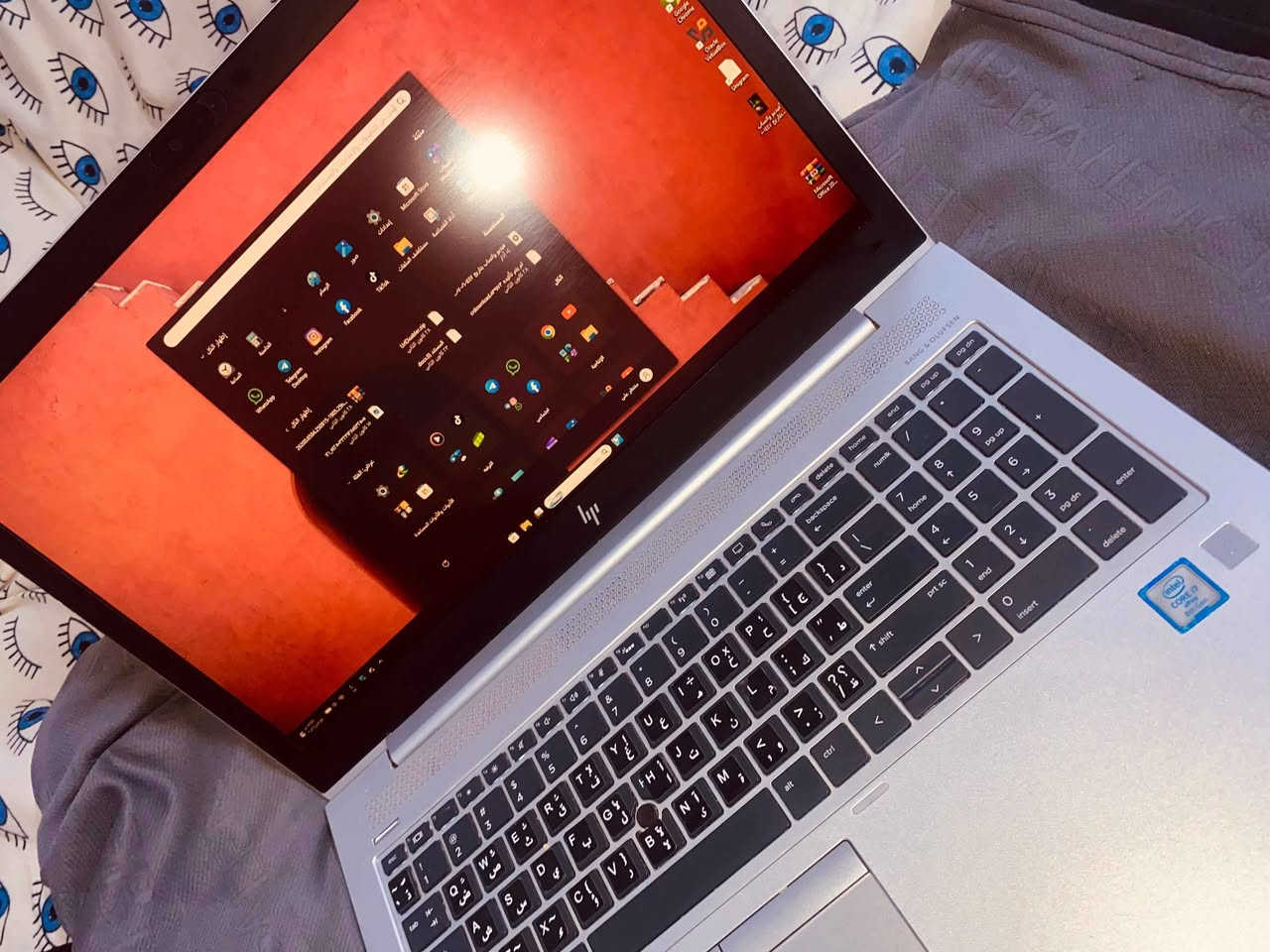 � لابتوب HP EliteBook للبيع (استعمال شخصي)

عندي لابتوب خاص بي للبيع بحالة نظيفة جداً واستعمال خفيف، مناسب للدراسة والعمل والتصفح.

✨ المواصفات:
• نوع الجهاز: HP EliteBook
• رام (RAM) جيدة تشغل البرامج بسلاسة
• يدعم SIM كارت للإنترنت المباشر
• بصمة إصبع لفتح الجهاز بسرعة وأمان
• Wi-Fi سريع واتصال قوي بالإنترنت
• شاشة واضحة وألوان جميلة ومريحة للعين
• أداء سريع بالتشغيل وفتح البرامج
• بطارية جيدة تدوم فترة زينة
• منافذ متعددة: USB – HDMI – مدخل سماعات – مدخل شبكة
• كيبورد عربي + إنكليزي
سعر500وبيه مجال
ذاكره512
الرام32

📌 الجهاز نظيف وما بي أي مشاكل.
📩 اللي مهتم يراسلني خاص كربلاء, العراق


**إذا كنت صاحب هذا الإعلان وتريد حذفه لأي سبب، رجاءا أرسل رسالة إلى الدعم الفني**