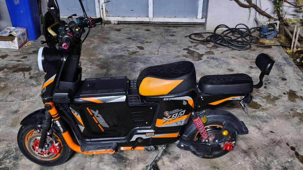 سلم عليكم اخوان مثل ماشوفون نضافت البايسكل البايسكل باب أول موسفاته حيل حلوه نضام غياده نضام  بك يذا ينقفل من الجهاز بعد ما يتحرك وخمس بطاريات و جديدات مكاني كركوك عرفه الفيندار هذه رقمي ***********
