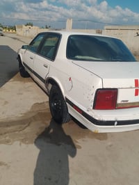 سيارة للبيع اليريد التفاصيل يتواصل وياي ع هذاالرقم 07708559378