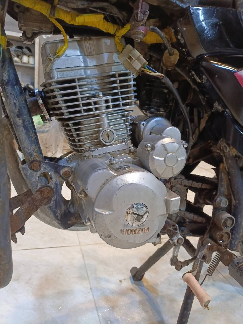 سلام عليكم دراجه للبيع جني وان شغاله مال مستعجل اني مكلف بالنشر رجاء الاستفسار ***********3
