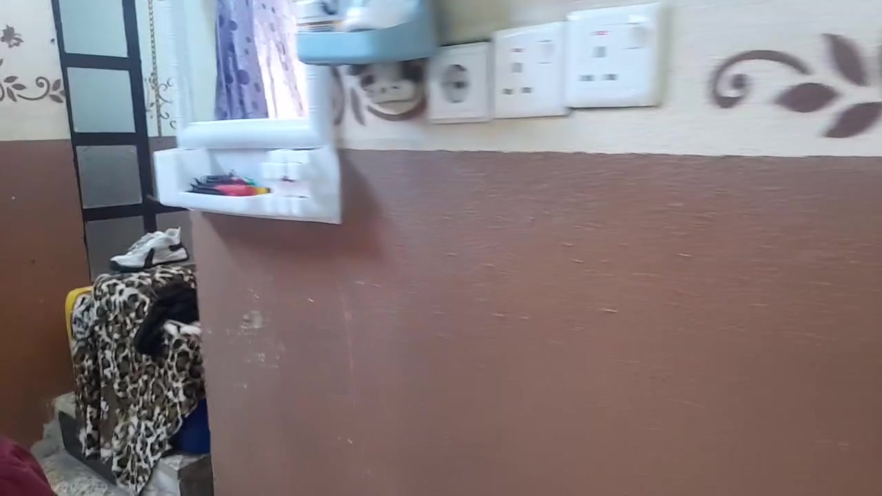 بيت تجاوز اللبيع ودي حجر  قرب مدرسه المعري ***********
