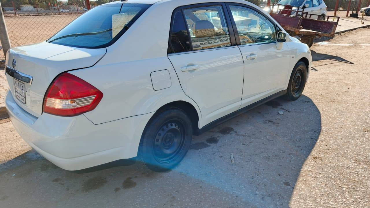 نبسان تيده موديل 6 لون صدفي رقم مميز
سنويه جديده بيها صفحه صبغ اثر شخوط 
بدون حادث مكينه كير حداديه كهربايات 
تبريد سنتر لوك كلها شغلاه تخم تاير دوشمه
الاستفسار ***********
