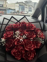 باقات ورد • هدايا عيد الام • توصيل