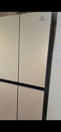 عندي ثلاجه 4 باب ومبردات ثنين للبيع كلش نظيفات الغراض للتواصل ع الرقم ...