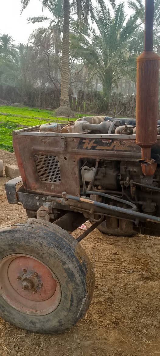 السلام عليكم عنتر للبيع موديل 85. ستيرن بور مكينه جاهزه للكراب كير محرك اكسل مكفولات خير من الله جهاز رفع فول شادله مضخه اصليه ب170 الف. بيه رقم بس ماندل راعيه.ابيعلك بدون  المكينه غراضه كامله وراه معروضه ب8500. وبيه مجال بيه نقس بس السلف شويه نوبات مايعشق ونبات نكره تجي تشوف بعينك. وتحكم. 
العنوان بابل المحاويل قريه البعلوان ***********
