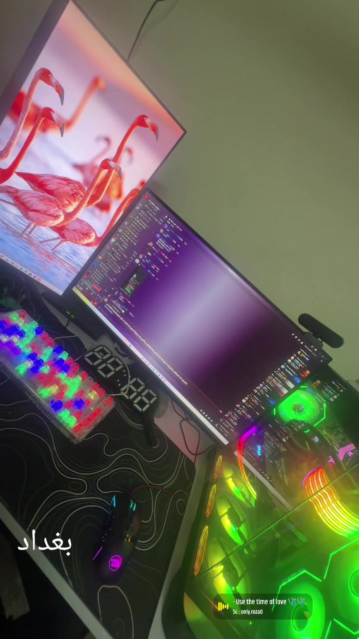 سلام عليكم حاسبه للبيع جديد نظافه 100%
مواصفات 
معالج R5 7600X
مذر بورد B650
رامات 32 6000HZ RGB DDR5
كرت شاشه 5060 3Fan
بور سبلاي ATX650W
هاردات 3
SSd 1TB 
Hdd 2TB
Hdd1 TB
كيس SX-420F Balck
مبرد مائي COOLING WATER 360 NEW
+ اني شاد اله مراوح اضافي 3 
Rgb على مذر بورد وكرت مثل ما موضح بل مقطع 

السعر خاص 
للتواصل *********** متوفر كلشي
