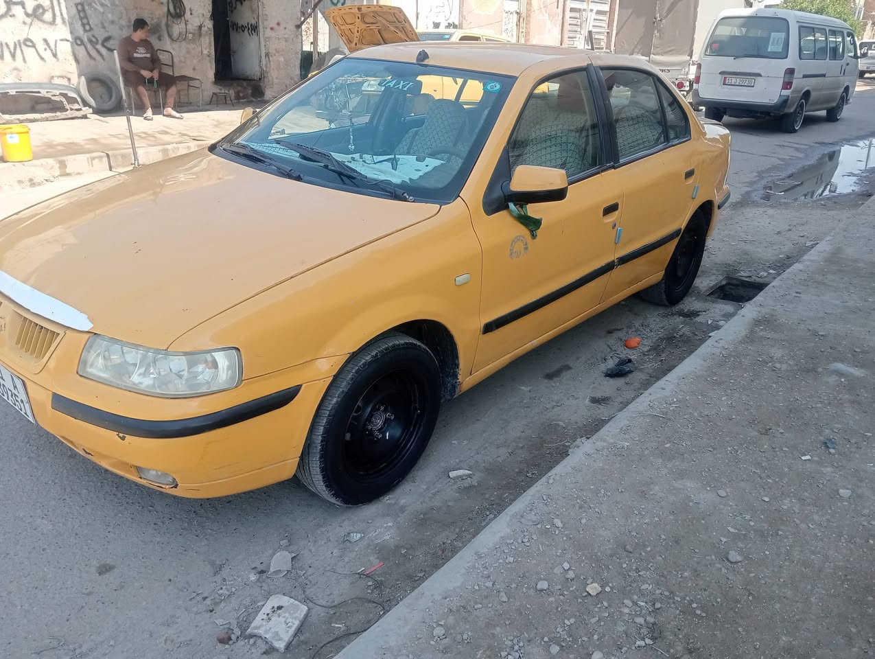 سلام عليكم سمند موديل 2011بسمي سنويه ال2027هيئه مصفره مكينه وكير وتبريد خير من الله مكان بغدادبوب الشام قرب القوس الاسعر 36وبيهه مجال حك الجيه رقمي ***********
