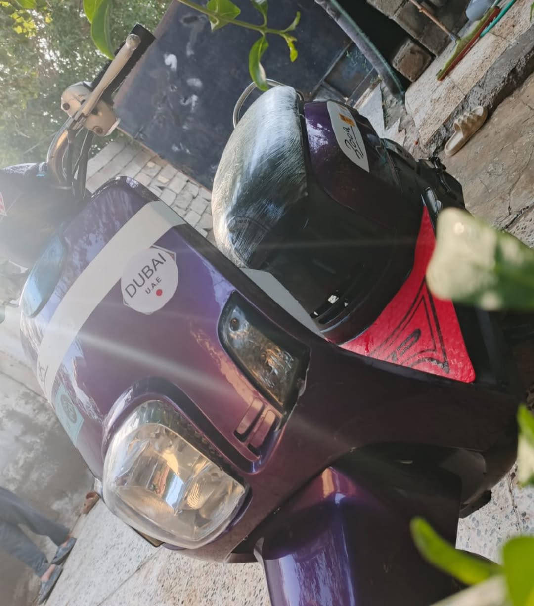 السلام عليكم دراجه بوليس موديل 2008 كابريتر دراجه بلاديه مامفتوحه كفرات ختم واحد ويه المكينه لايت عالي ناصي كهربائي كله شغال دراجه مال جناي تخم تاير جدد مكينه ناعمه ماتسمع صوته دراجه رنبه دراجه ربع ماذب عليه كامله من كلشي السعر 550  بيه مجال بسيط الستفسار ***********
