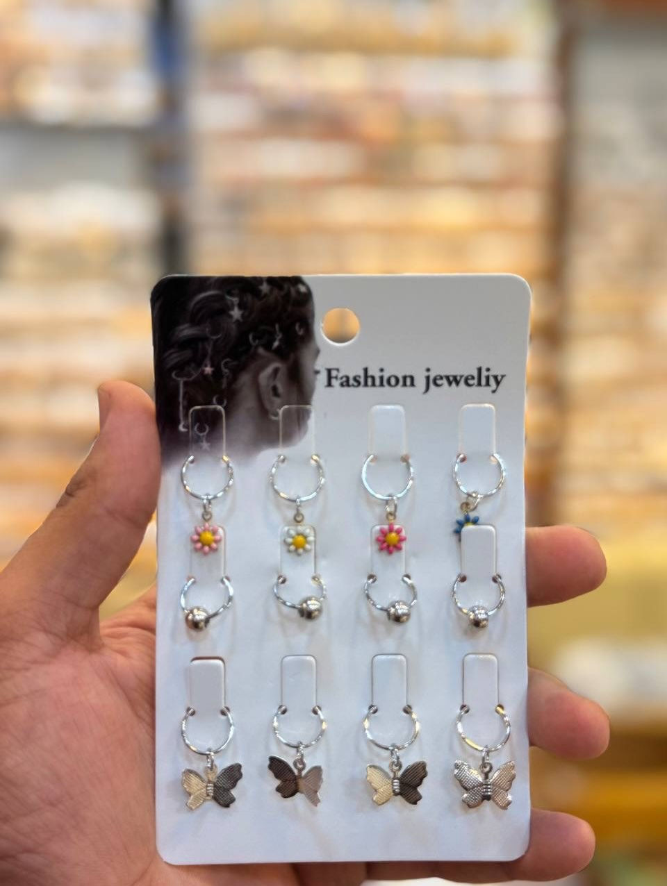 حلق شعر 
عرض خاص 3 سيتات ب2000 دينار 
مكتبة كلكامش الفرع 2 
سوق ال4000 مقابيل حسينية المرتضى
متوفر توصيل 🚚 

#yummy #ترند #بغداد


**إذا كنت صاحب هذا الإعلان وتريد حذفه لأي سبب، رجاءا أرسل رسالة إلى الدعم الفني**