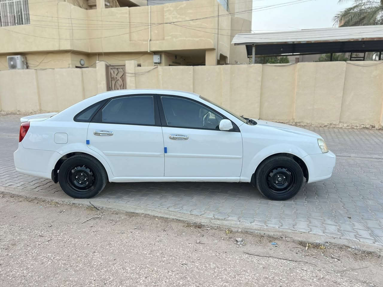 البيع اوبتره مديل 2011شركه العامه خجليه سياره جديده محرك كير تبريد ثلج رقم دولي جديد شاشه كامره بيها مكانين صبغ واظح بسونار مكاني كربلاء السعر 80 
لاتصال ***********

