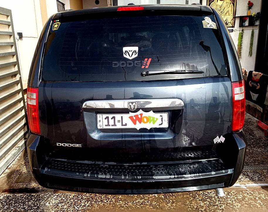 دوج كرفان 2009 محرك 3800. رقم بغداد الدولي 6. سلندر 3. قطع تبريد   بيبان وجنطة كهرباء وكشن السائق كهرباء  ماشية 140. كشنات منفصل وبلع جاهزة من كلشي تبريد ثلج بيه قطع صبغ ابيع حزام مابيه نقص السعر 100. للاتصال ***********
السياره باسمي وشرط التحويل وبن ماتريد اخذ سونار مكفولة من شواصي وكص الخ 
بدون مراوس فقط بيع العنوان بغداد حي التراث أو الدورة
