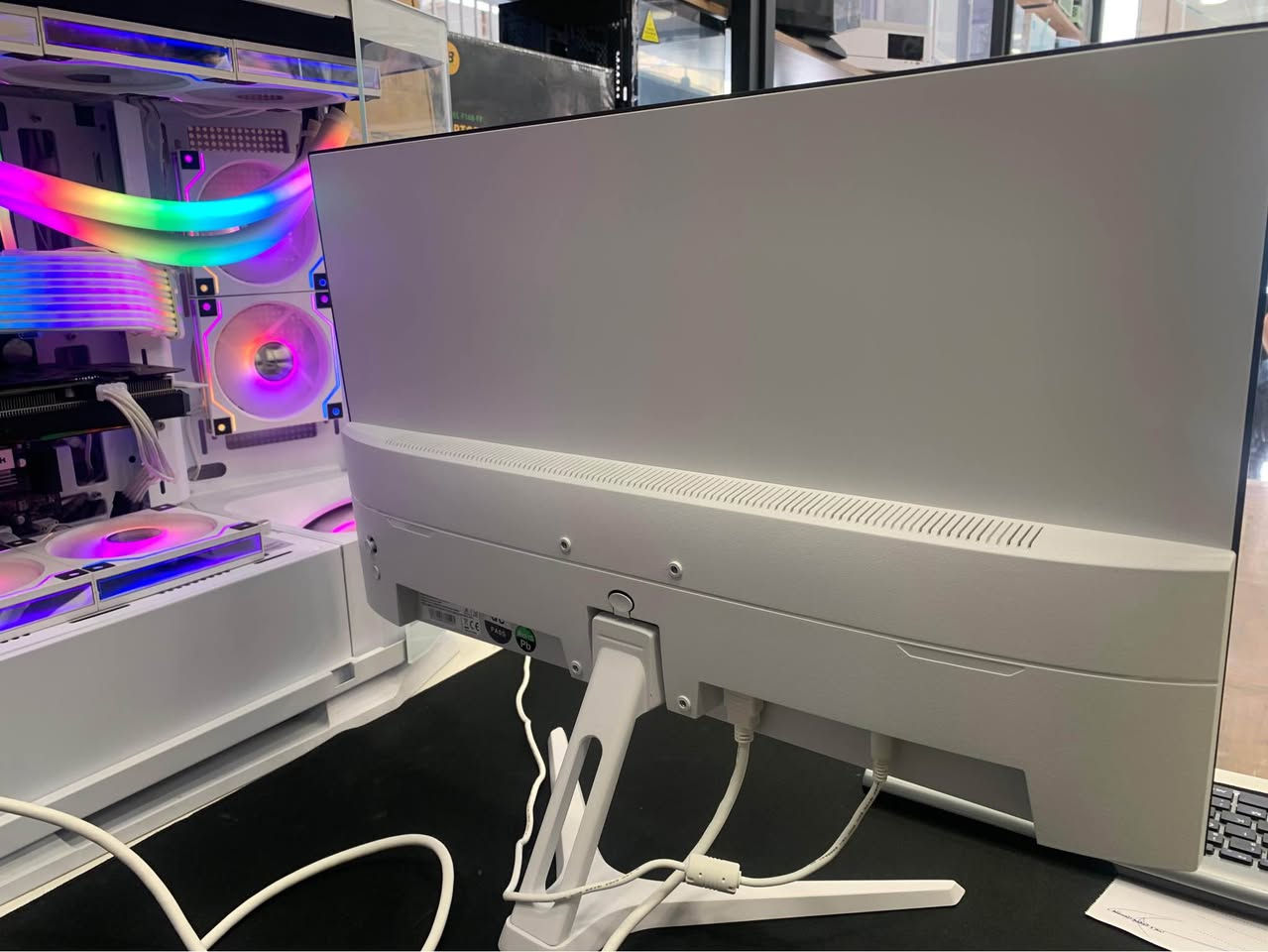 24 INCH 200HZ FHD FAST IPS 
6 months warranty 
٦مانگ زەمان بغداد, العراق


**إذا كنت صاحب هذا الإعلان وتريد حذفه لأي سبب، رجاءا أرسل رسالة إلى الدعم الفني**