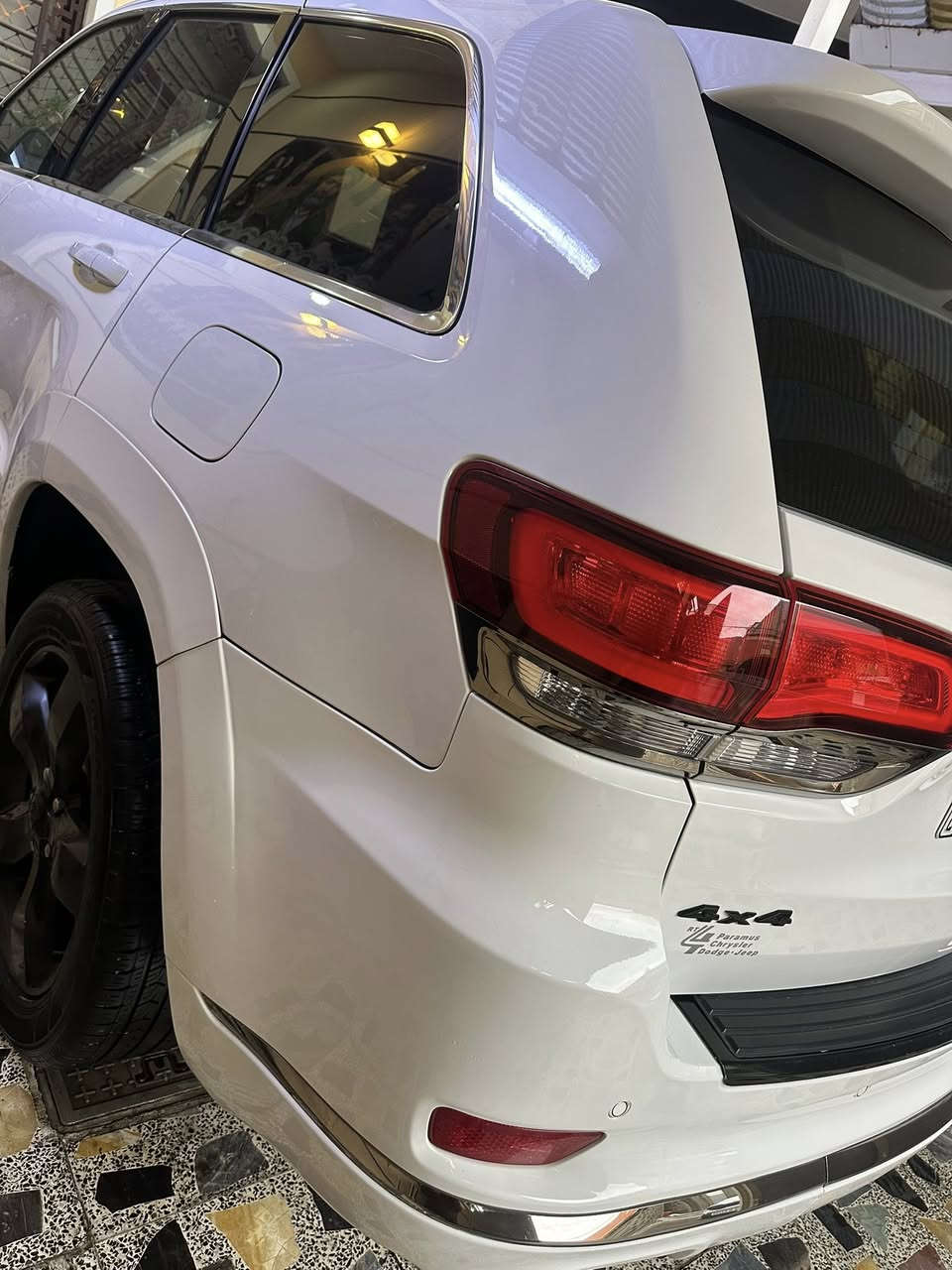 السلام عليكم جيب سومنت اعله فئه 2016 حادث مرفق بالمنشور سيارة بسمي شخصين تحويل اي وقت جاهز حلوه بشكل صبغ جزء بنين وجاملغ بدون ارباك عنواني بغداد ***********
