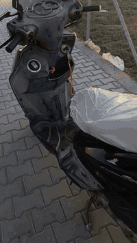 سلام عليكم دراجة سكنس فحل ياباني دراجة شلعة ومعدل بدل بيهة بس زنجيل لمكينة كهربائات شغالة كلهة
دراجة رايدهة ب780 والله دراجة نضيفة ومحافض عليهة بس اريد ابيعهة واجيب دراجة اشتغل بيهة دلفري 
متواجد ***********بس واتساب
