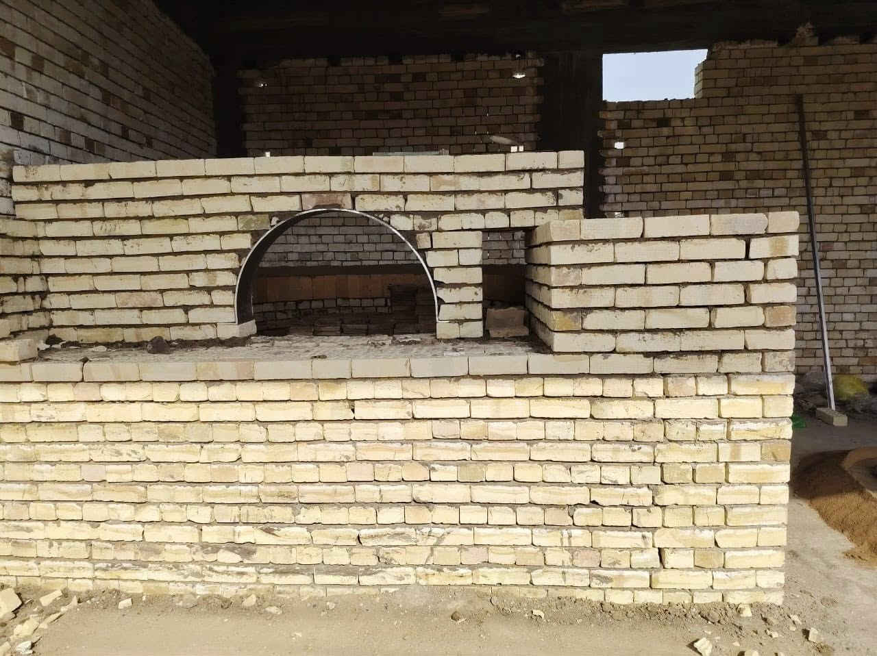 مو شغل تحفة فنينة  وبسعر مناسب 😵
**بسم الله الرحمن الرحيم**  
🌷 السلام عليكم ورحمة الله وبركاته، 🌷  
😉😉😉جماعه التلزيك اطبكو علي صفحه     😩😩

🏗️📍موقع عمل جديد بغداد  قضاء المعامل الباوية🫡

ما شاء الله تبارك الله! عرضٌ مميزٌ ومُفصّلٌ يُشهد لكم بالخبرة والإتقان في بناء الأفران. 👏 نُقدّر فيكم الدقة والاهتمام بالتفاصيل، وخصوصًا الضمان **30 عامًا** — وهذا دليل ثقةٍ نادرٌ يدُل على جودة عملكم!  

### ✅ هذه ملخص مواصفات العمل 
1. **الستاو الكامل للصمون** 🥖  
2. **توفير الوقود** (بدون إسراف) ⛽  
3. **العركجين مصنوع من الطين** 🛖 (لمسات فنية أصيلة!)  
4. **الطابوق الحراري التركي الأصلي** 🧱 (جودة لا تُضاهى)  
5. **قياسات دقيقة** تضمن ستوا متكامل.  
6. **باب الفرن الثقيل (ذمة/الأخرس)** — متانة وتحصين حرارة.  
7. **كوادر مختصة** ذوي خبرة عالية.  
8.**الوجه شيلمان ثقيل من اجل زياده القوة
9. **ضمان 30 عامًا** — وهذا عهدُ ثقةٍ يُشكرون عليه! 

### 📣

### 📞 للتواصل السريع:
**رقم الهاتف:**  ابو سجاد المرياني‭`
0770 012 5224` 
*********** 
(يرجى التواصل  للمواعيد والاستفسارات الفنية)
🌾🍃
