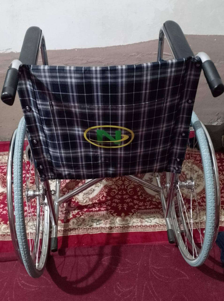 عربانه للبيع جديده حجم كبير عنوان كركوك رقم الهاتف***********
