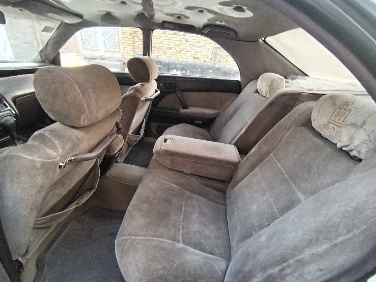 السلام عليكم سياره بطه منفصل مكفوله من كل الشرعيات محرك كير سياره مناقصه كلشي تبريد ثلج كهربائيات كلها جديده صدر امامي خلفي كله جديد تخم تاير جديد غرفتها دشبول جديد سياره مال جناي سياره باسمي مشروع وطني سعرها 60 وبي مجال ***********
