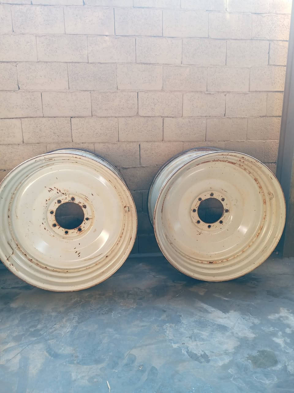 حجم 38 /28
***********
العنوان واسط الزبيديه شارع المعارض
