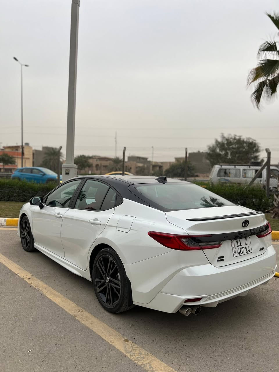🔥 تويوتا كامري XSE 2025 - ملكة الشارع
للبيع حصراً، كامري XSE .
​الموديل: 2025 (الشكل الجديد).
​اللون: أبيض لؤلؤي / سقف أسود (بلادي).
​الداخلية: جلد أحمر رياضي.
​المسافة: 13 ألف ميل فقط.
​الرقم: بغداد.
​السيارة بحالة جديدة جدا  وجاهزة للتحويل.
​📍 للتواصل والاستفسار:
📞 ***********
