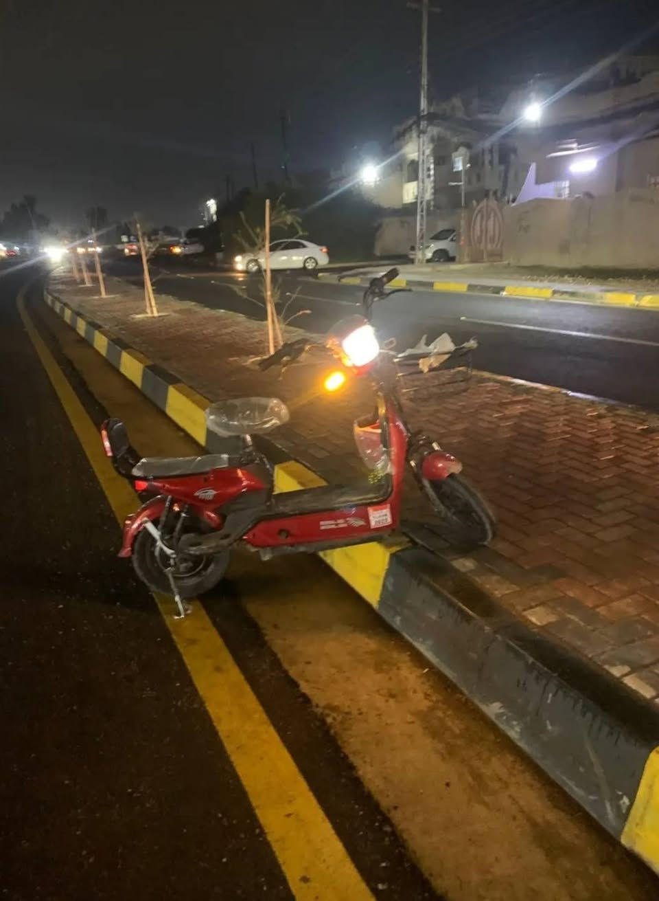 للبيع مطور شحن حجم 14 مطور شرط بطاريات جديدات مطور نظيف إشارة يمين يسار شغلت
4 بطاريات بصمه تشغيل عن بعد سويج2 3 سرع سعر مطور 250 بي مجال*********** واتساب
