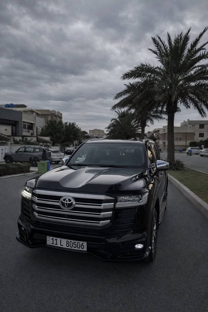 السلام عليكم لاندكروز vxrلمتدد2023
وكاله ساس داخل الضمان ماشيه 70الف كيلو متر بوب شفط السياره كفاله عامه لا بارد ولا صبغ السعر ،78الف دولار و800ومجالها بسيط مكاني بغداد السيديه 
***********
