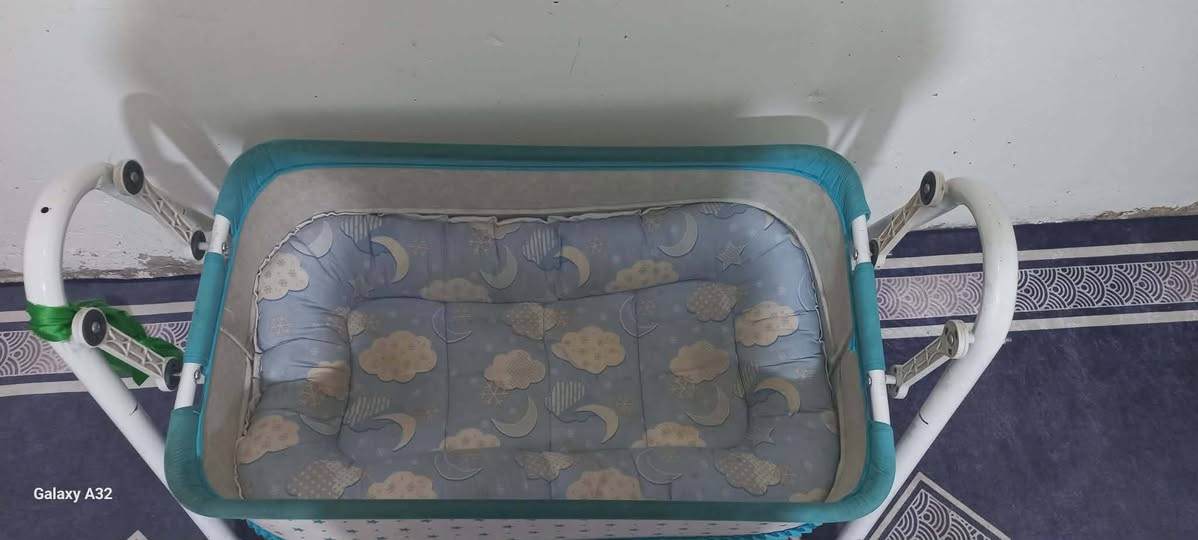 كاروك لبيع توصل مجاني تصال ***********
